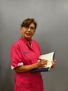 Nora speelde de rol van Nina Nora speelde de rol van Nina